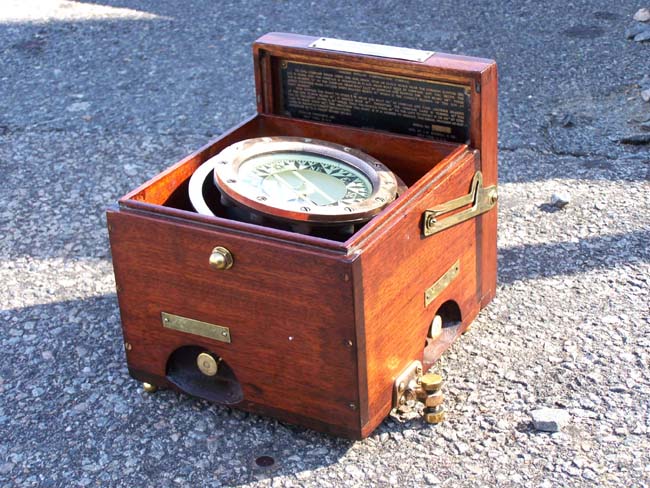 A Beautiful WWII vintage "ERIKSEN STELLAR COMPENSATING COMPASS"